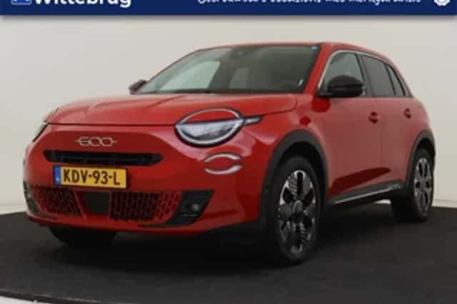 Fiat 600 (2025) thumbnail 1