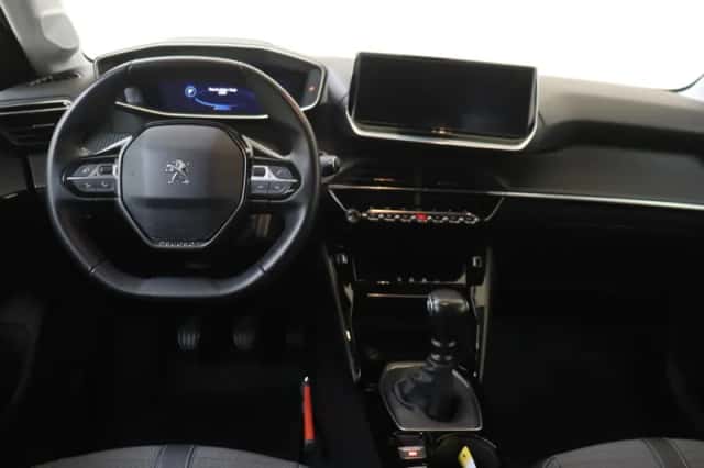 Peugeot 208 (2021) thumbnail 5