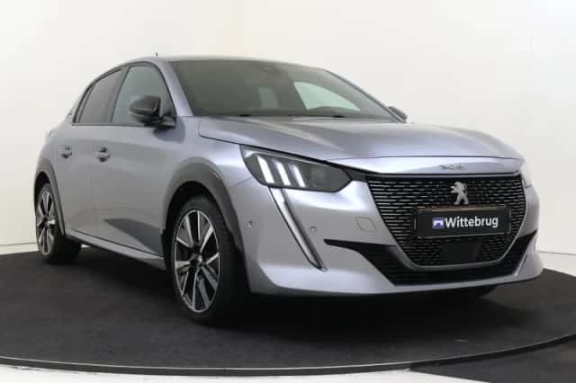 Peugeot 208 (2022) thumbnail 3