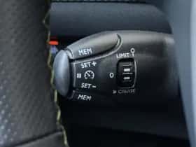 Peugeot 208 (2022) thumbnail 24