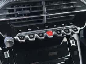 Peugeot 208 (2022) thumbnail 27