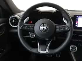 Alfa Romeo Tonale (2024) thumbnail 6
