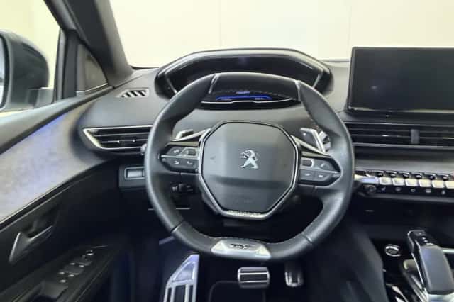 Peugeot 3008 (2021) thumbnail 6