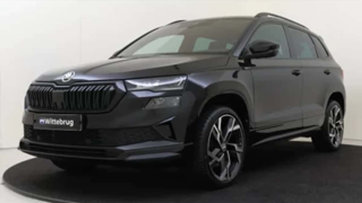 Škoda Karoq (2024) — foto 1