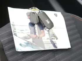 Peugeot 208 (2023) thumbnail 22
