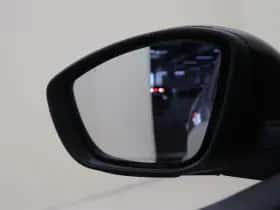 Peugeot 208 (2023) thumbnail 25