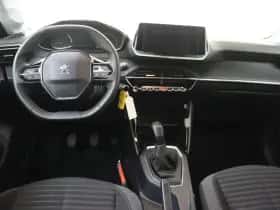Peugeot 208 (2023) thumbnail 5