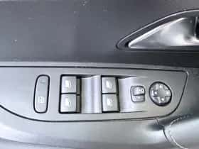 Peugeot e-2008 (2024) thumbnail 30