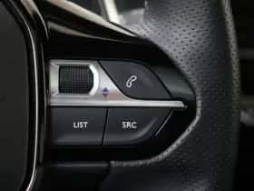 Peugeot 2008 (2022) thumbnail 23
