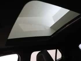 Peugeot 2008 (2022) thumbnail 32