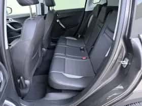 Peugeot 2008 (2018) thumbnail 12