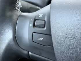 Peugeot 2008 (2018) thumbnail 22