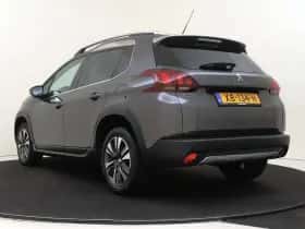 Peugeot 2008 (2018) thumbnail 4