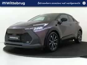 Toyota C-HR (2024) thumbnail 1