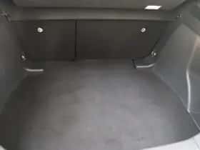 Toyota C-HR (2024) thumbnail 32