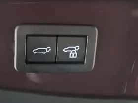 Toyota C-HR (2024) thumbnail 33