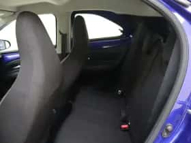Toyota Aygo (2023) thumbnail 12