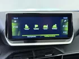 Peugeot 2008 (2021) thumbnail 18