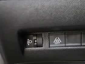 Peugeot 208 (2023) thumbnail 25