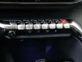 Peugeot 3008 (2021) thumbnail 28