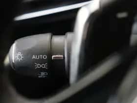 Peugeot 3008 (2021) thumbnail 31