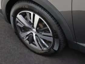 Peugeot 3008 (2021) thumbnail 38