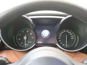 Alfa Romeo Giulia (2020) thumbnail 7