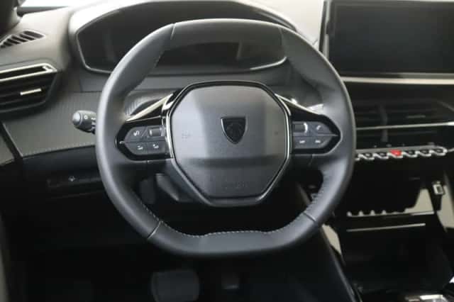 Peugeot e-2008 (2025) thumbnail 6