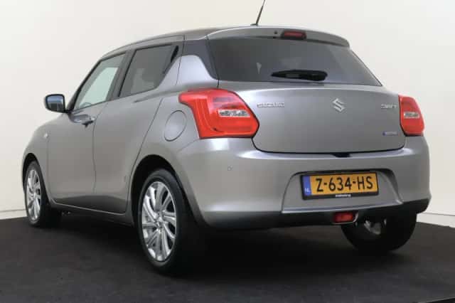 Suzuki Swift (2024) thumbnail 4