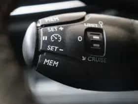 Peugeot 3008 (2020) thumbnail 28