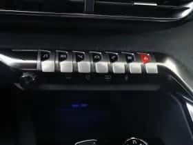 Peugeot 3008 (2020) thumbnail 31