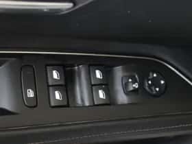Peugeot 3008 (2020) thumbnail 35