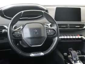Peugeot 3008 (2020) thumbnail 9