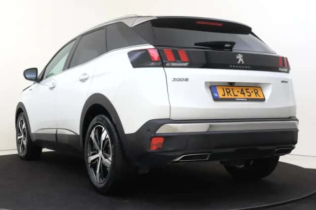 Peugeot 3008 (2020) thumbnail 4