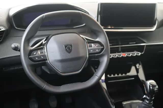Peugeot 208 (2024) thumbnail 6