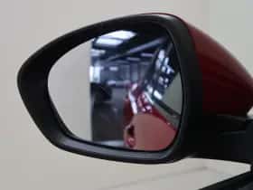 Alfa Romeo Stelvio (2019) thumbnail 27