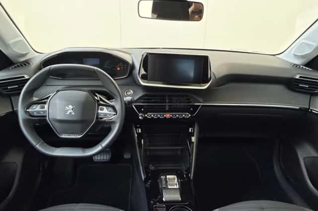 Peugeot e-208 (2022) thumbnail 5