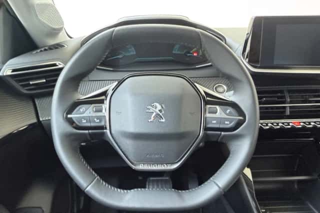 Peugeot e-208 (2022) thumbnail 6