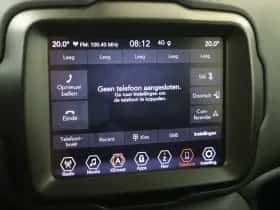 Jeep Renegade (2023) thumbnail 17