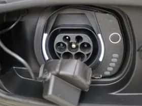 Jeep Renegade (2023) thumbnail 33