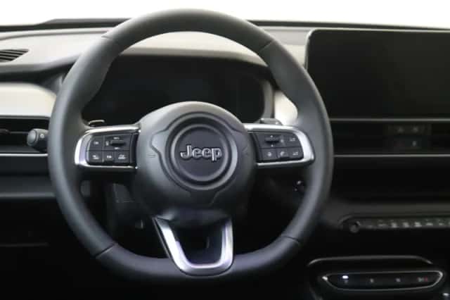 Jeep Avenger (2025) thumbnail 6