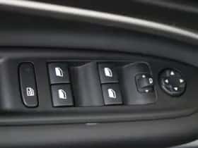 Jeep Avenger (2024) thumbnail 30
