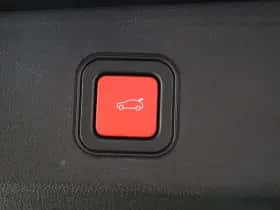Jeep Avenger (2024) thumbnail 32