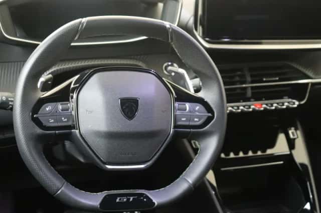 Peugeot 208 (2025) thumbnail 6