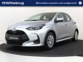 Toyota Yaris (2023) thumbnail 1