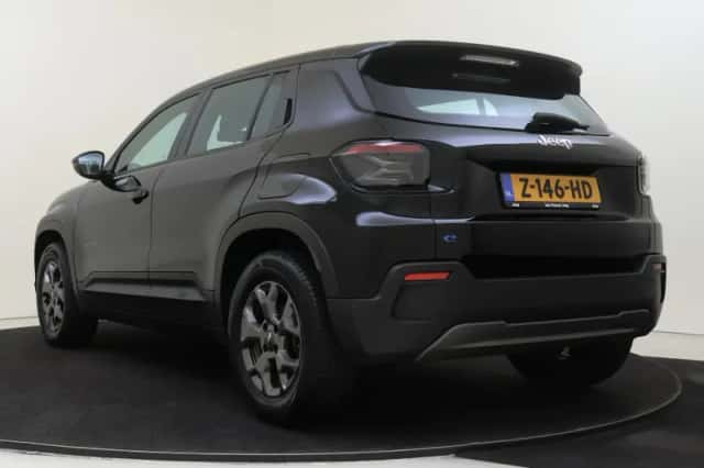 Jeep Avenger (2024) thumbnail 4