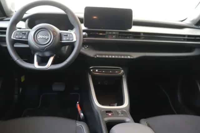 Jeep Avenger (2025) thumbnail 5