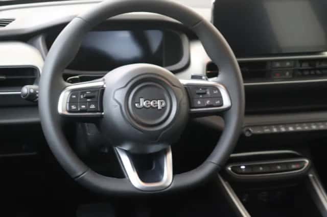 Jeep Avenger (2025) thumbnail 6