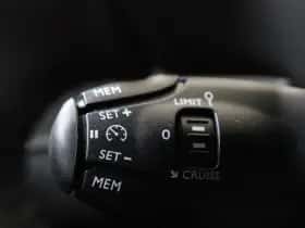 Peugeot e-2008 (2023) thumbnail 24
