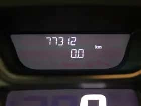 Renault Captur (2017) thumbnail 9